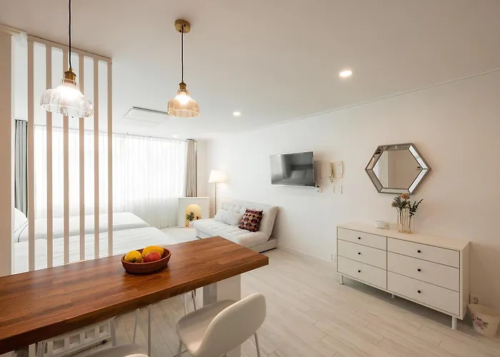 0 Min To Subway, Hongdae Main Street Apartamento *