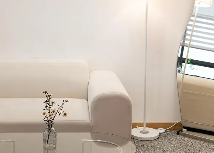 Apartamento 0 Min To Subway, Hongdae Main Street