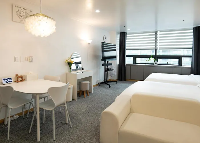 Apartamento 0 Min To Subway, Hongdae Main Street